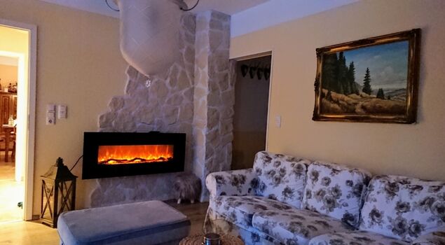 Prasselndes Kaminfeuer auf Knopfdruck dank Elektrizität