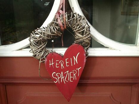 Wir freuen uns auf Euch - herein spaziert!