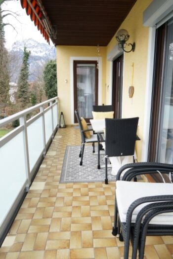 Großer Südbalkon .....