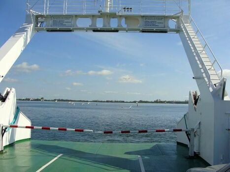 Fähre nach Rügen nur 900m entfernt