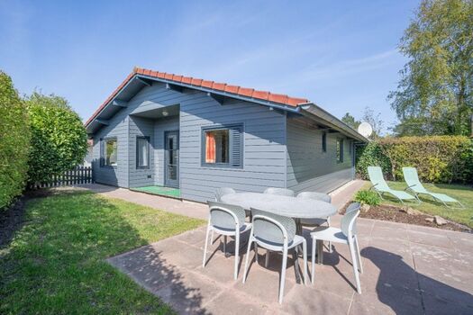 Das freistehende Ferienhaus mit sonnigem Garten