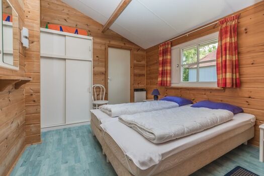 Schlafzimmer 1 mit Boxsprings