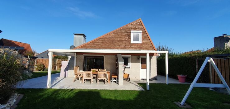 Überdachte Terrasse