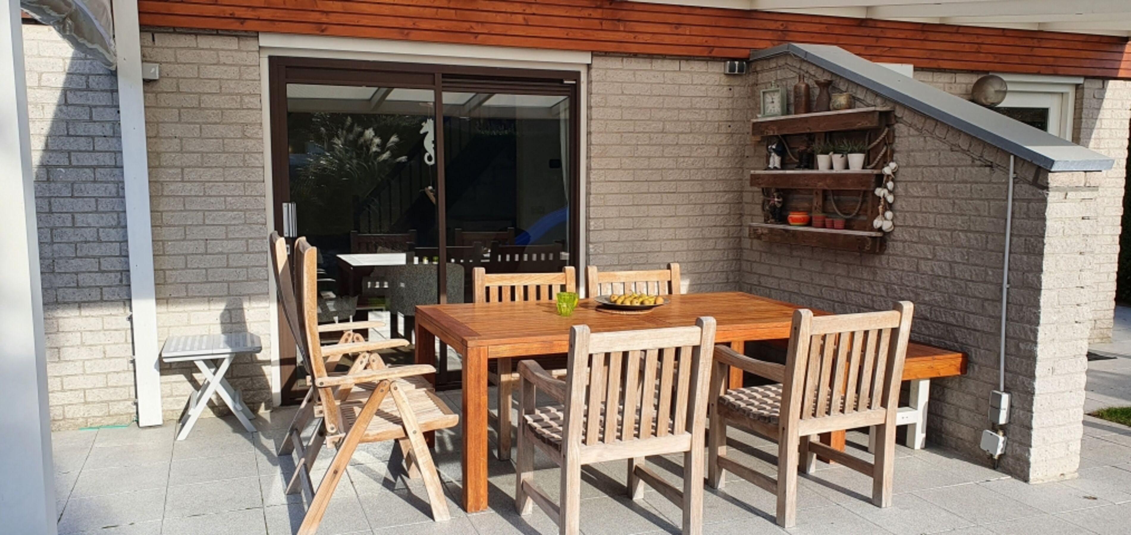 Möblierte Terrasse