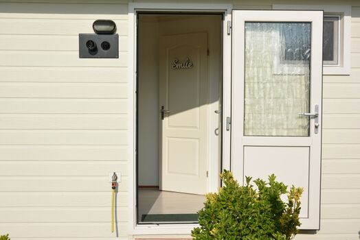 Gartenseitiger Hauseingang  