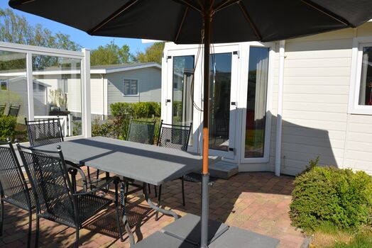 Terrasse mit Zugang zum Wohnraum