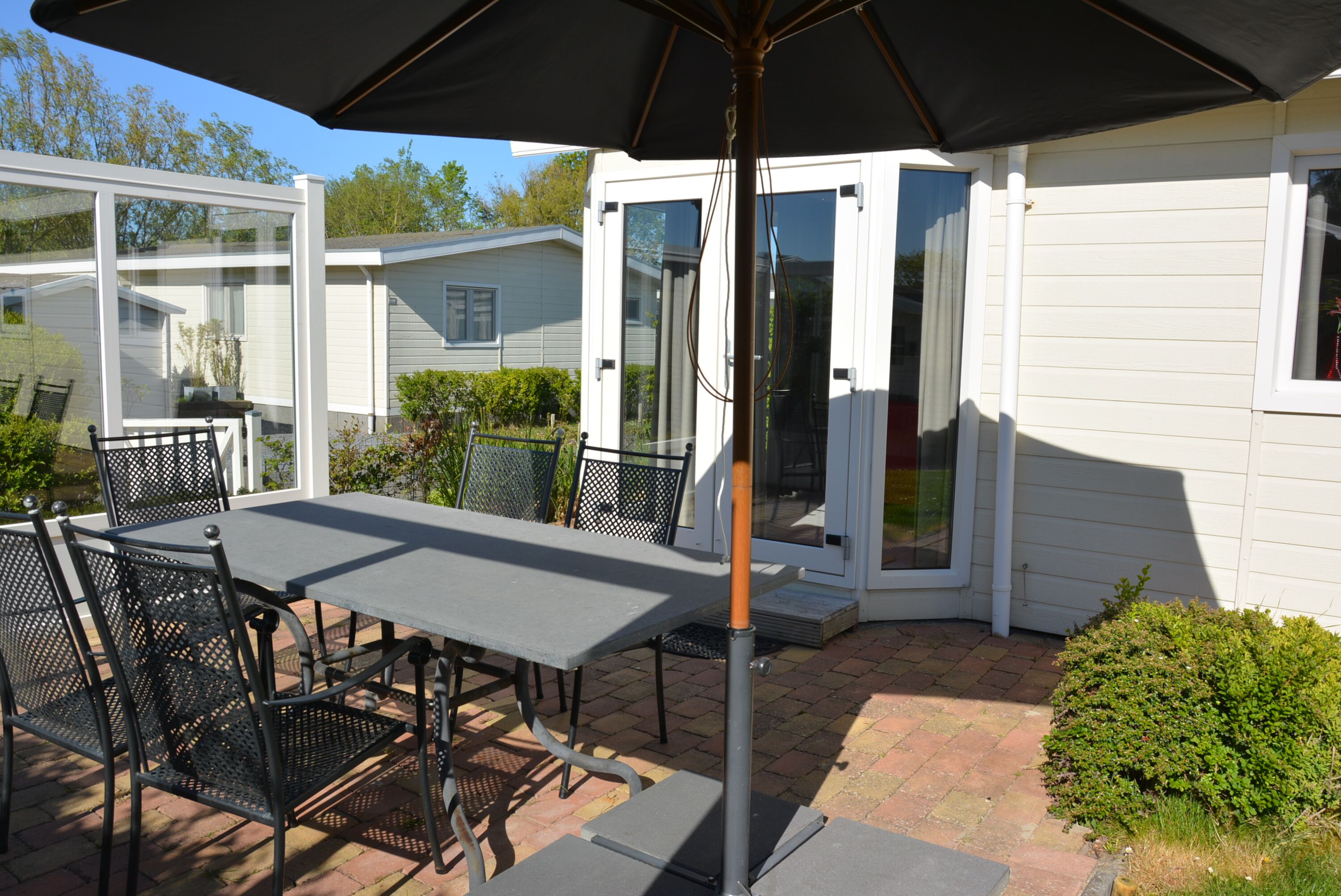 Terrasse mit Zugang zum Wohnraum