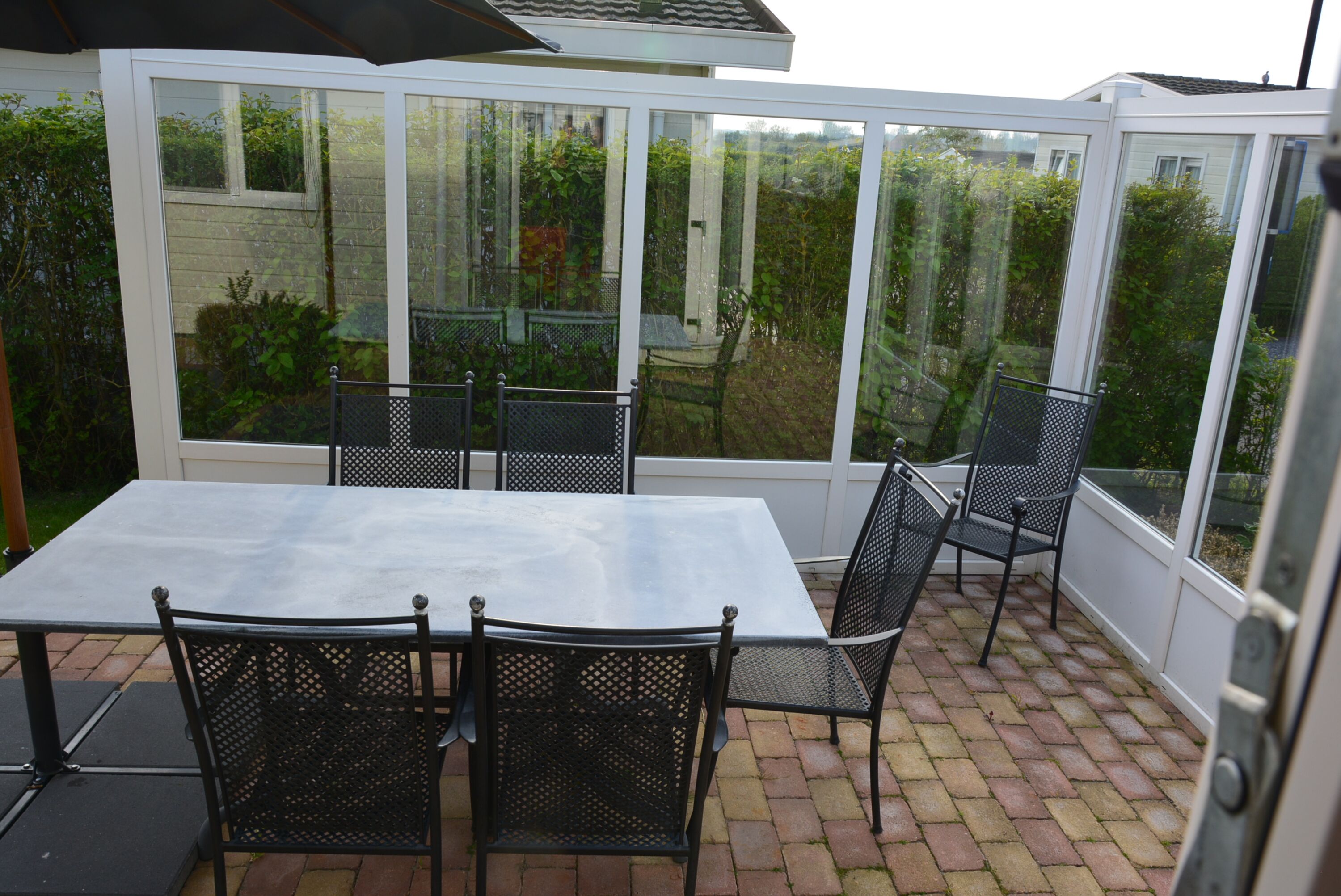Zugang zur Terrasse vom Wohnraum
