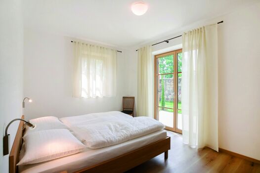 Schlafzimmer Gartenwohnung