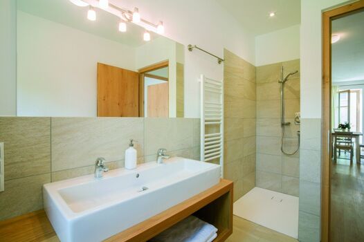 Badezimmer Gartenwohnung