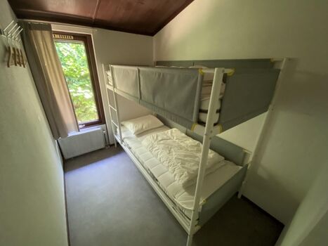 Schlafzimmer mit Etagenbett