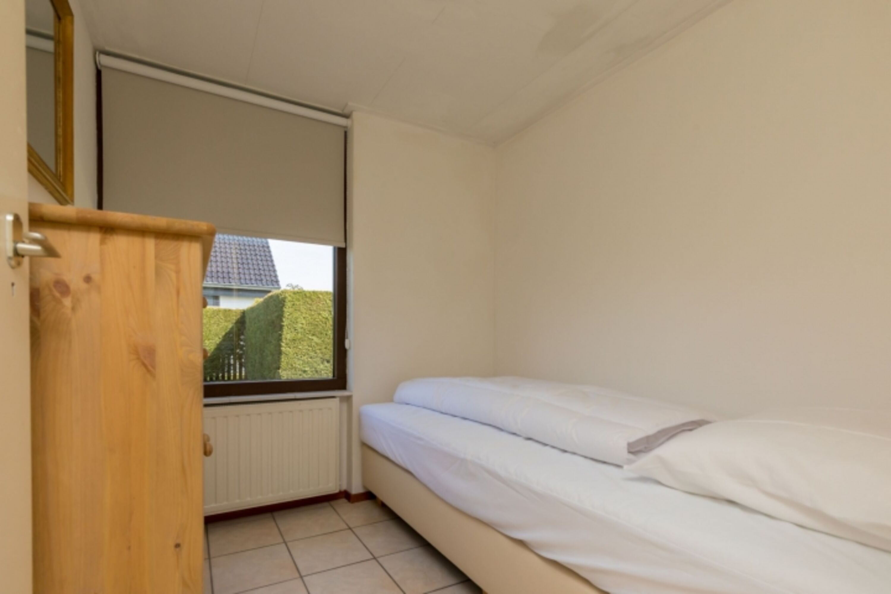 Schlafzimmer 3 mit neuem Boxspringbett