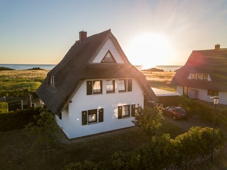 Ferienhaus Meerestraum – 1. Reihe, Meerblick, Kamin, Hund  ...