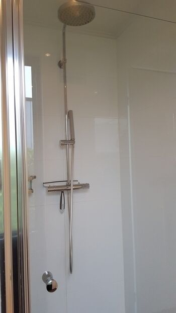 Dusche - Rainshower und Handbrause