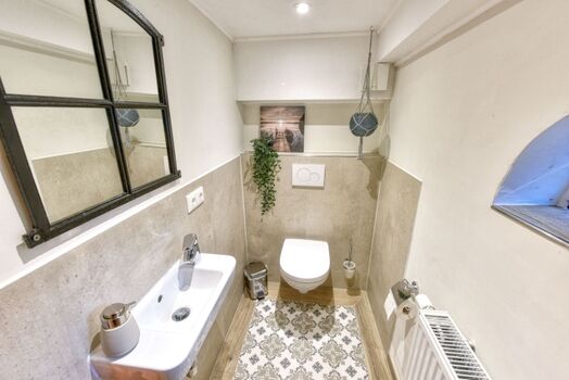 zusätzliches Gäste-WC im EG