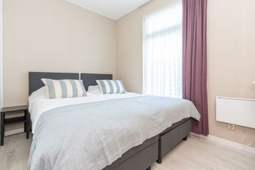 Schlafzimmer 2 mit 2 Einzelbett Boxspringbetten.