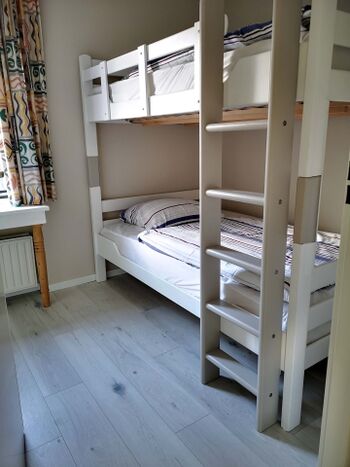 EG Zimmer mit Etagenbett (1,20 m Breite!)