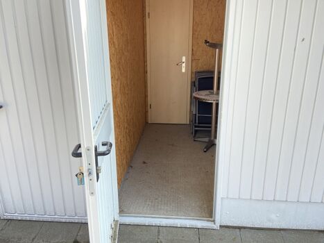 abschließbarer Abstellraum