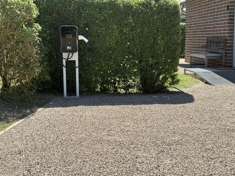 Ladesäule/Wallbox (0,45 Cent pro kW/h)