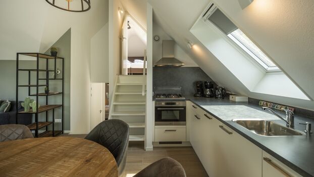 Küche mit Essbereich