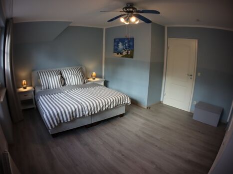 1.OG: großes SZ - ein Blick