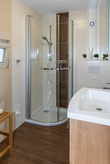 Badezimmer mit Fußbodenheizung