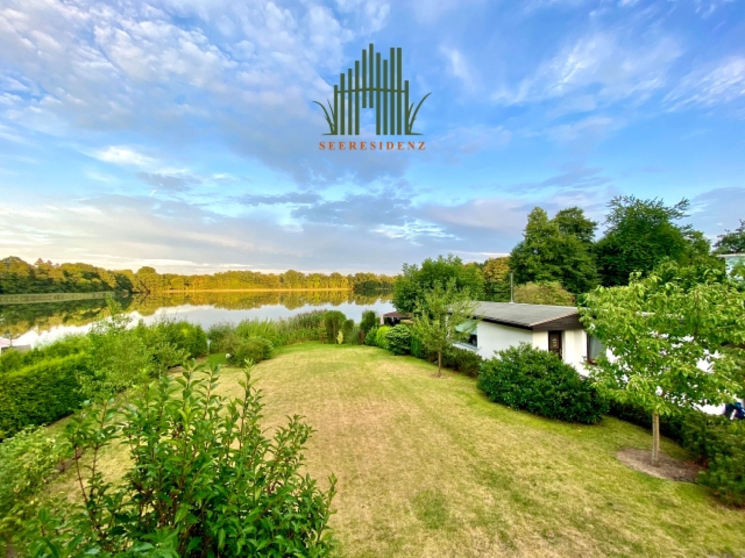 Ferienhaus mit Seegrundstück