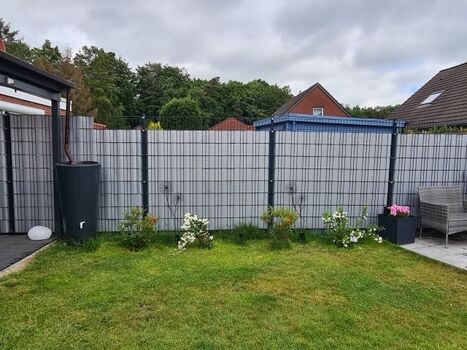 Komplett eingezäunter Garten 