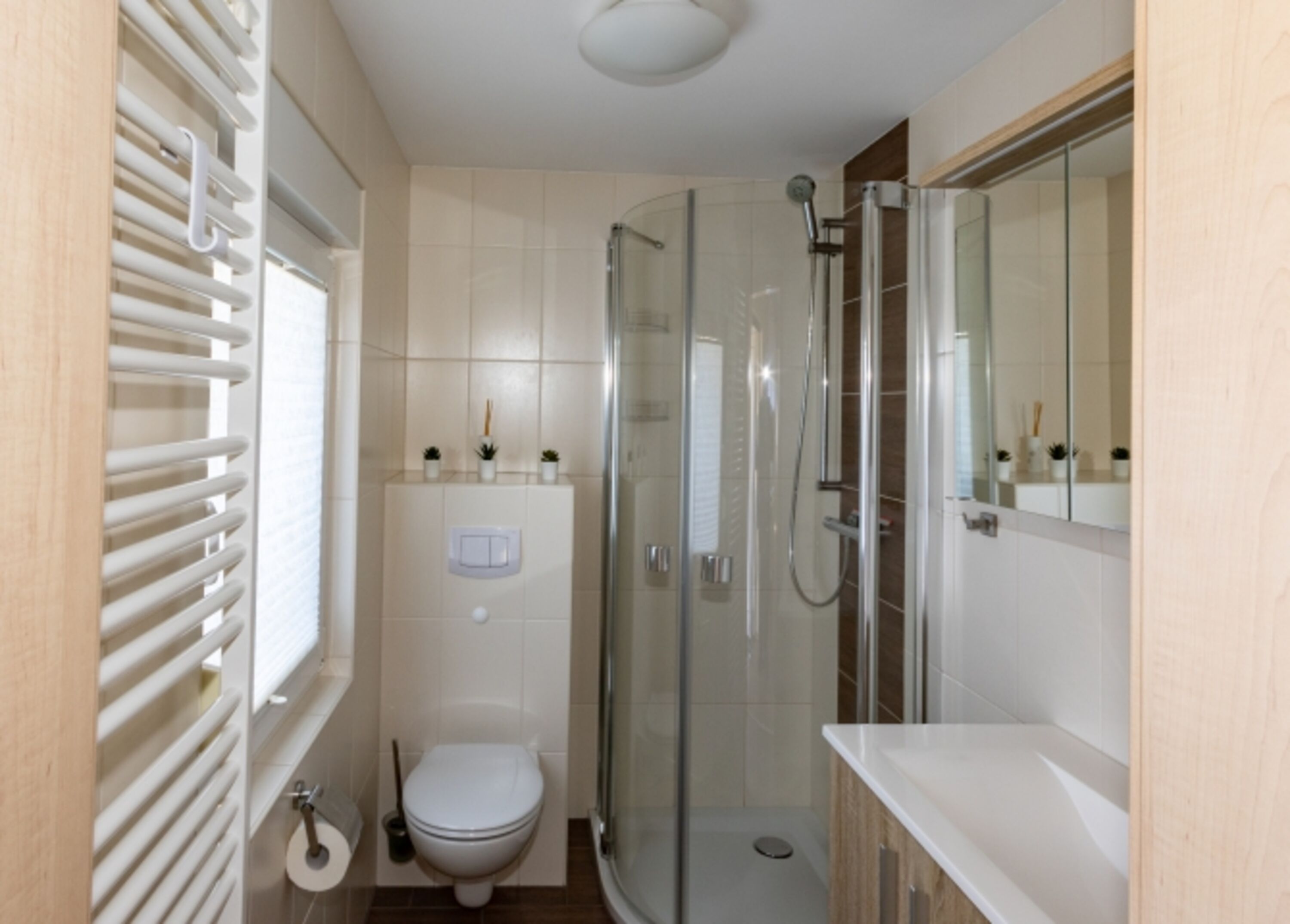 Badezimmer mit Dusche
