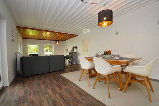 offener Wohn- Essbereich