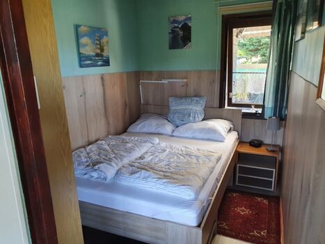 Grösseres Schlafzimmer