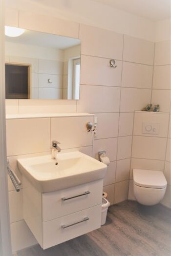 Waschtisch Badezimmer 1 OG