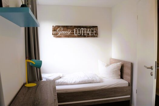 Kinder-/ Jugendzimmer 1 OG