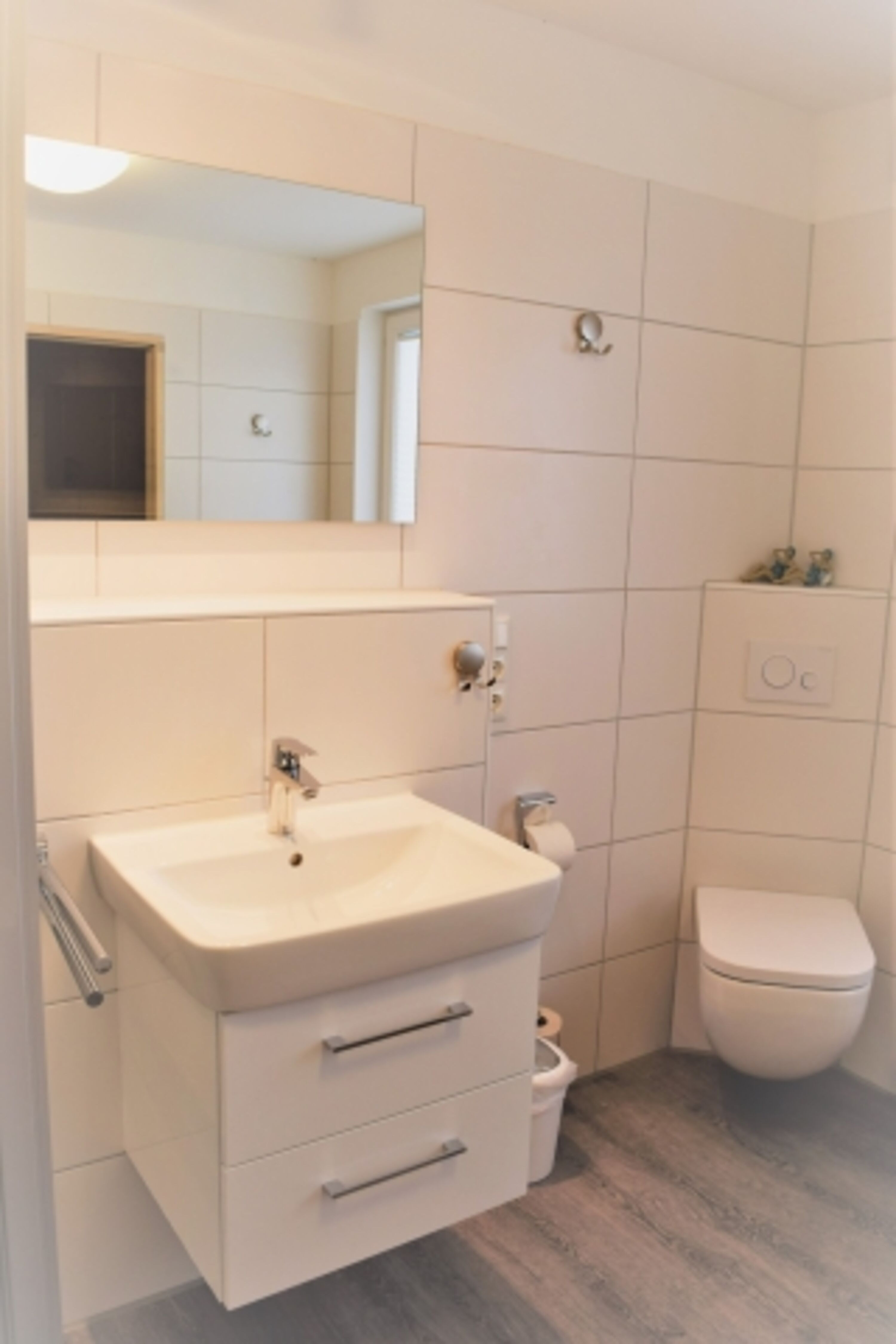 Waschtisch Badezimmer 1 OG