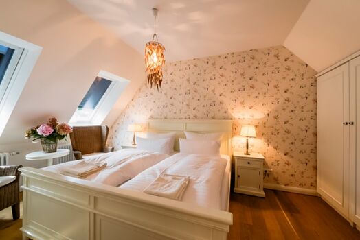 Bauernkate Seerose - Schlafzimmer 1