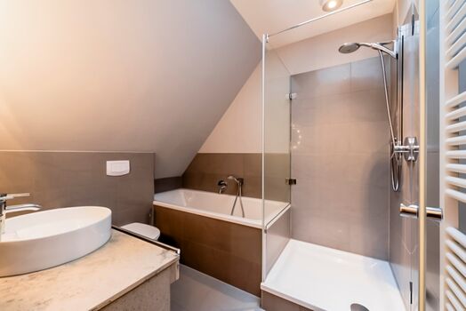 Bauernkate Seerose -  Badezimmer 