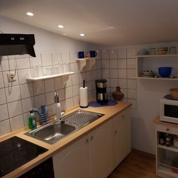 Küche, mit allem was man so braucht...