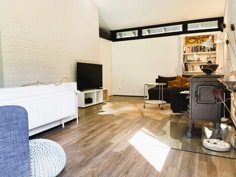 Wohnraum. Blick von der Terrasse aus.