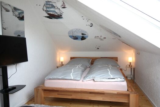 Schlafzimmer im OG