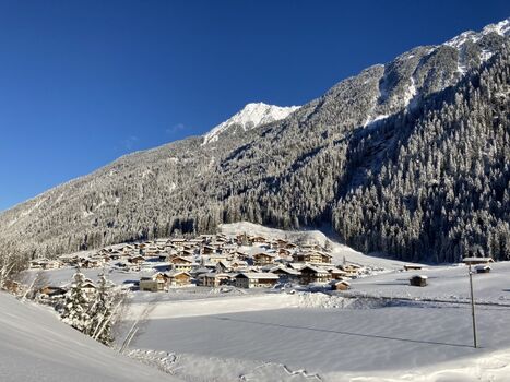 Unser schönes Dörfchen Gasteig im Winter
