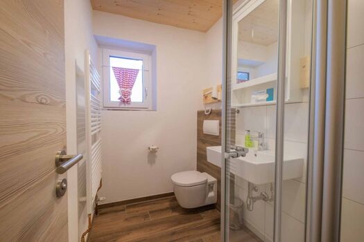 Private Badezimmer zu den Schlafzimmern