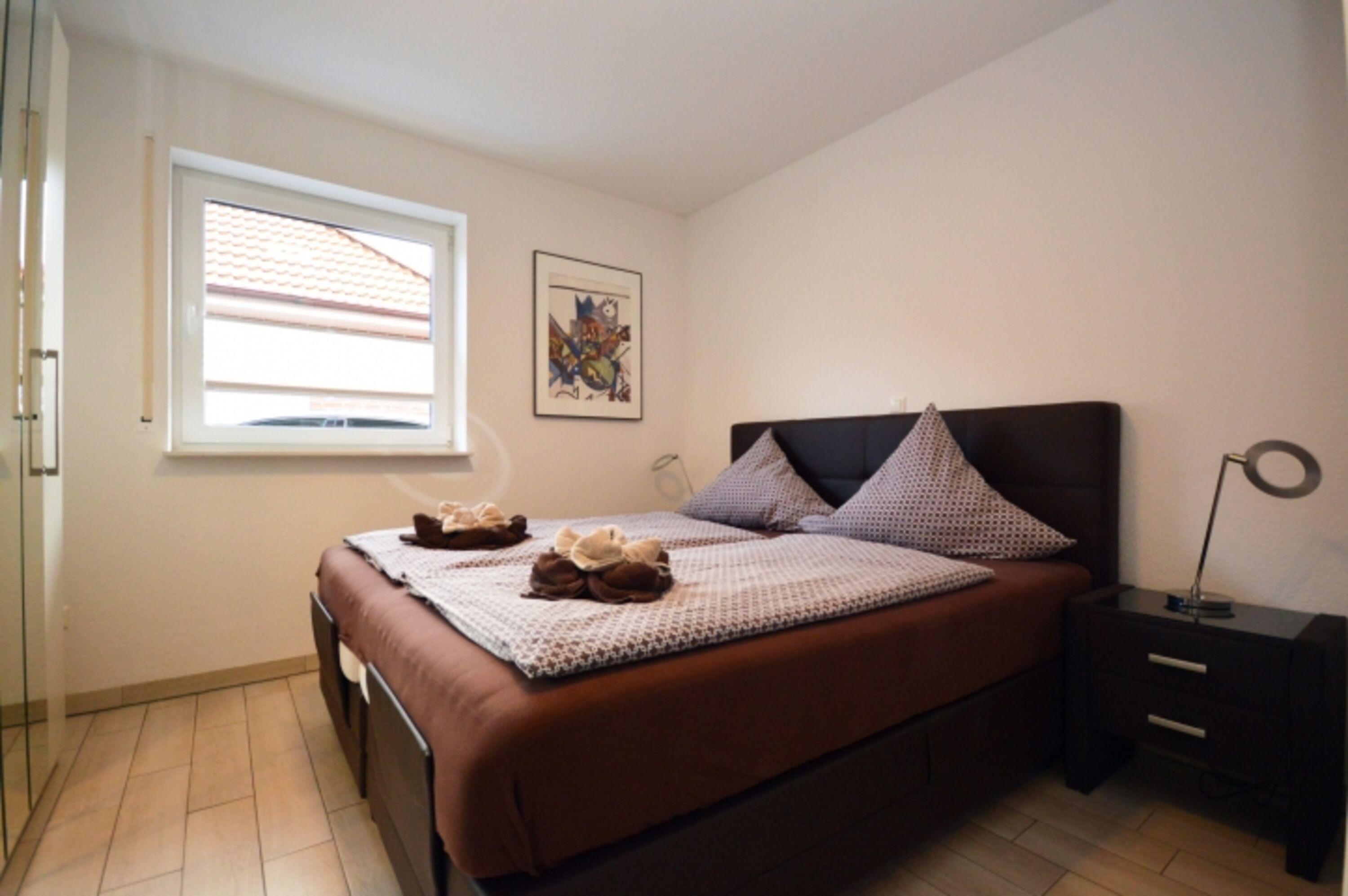 Schlafzimmer mit Doppelbett