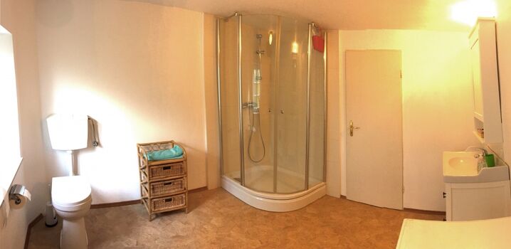 Familienbadezimmer 1. OG