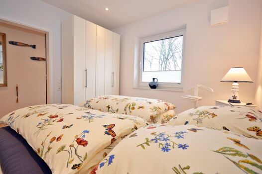 Schlafzimmer mit Doppelbett