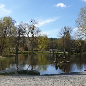 Der schöne Kurpark im Frühling