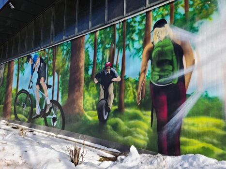 Kunst an der Eishalle2