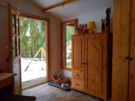 Ausgang zur Terrasse am Wäldchen 