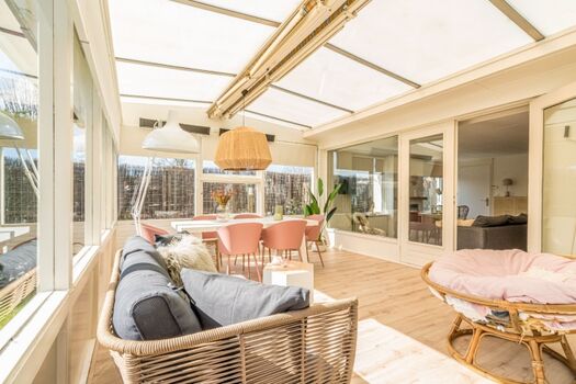 Sitzecke im Wintergarten