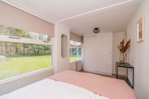 Schlafzimmer 1 mit Doppelbett