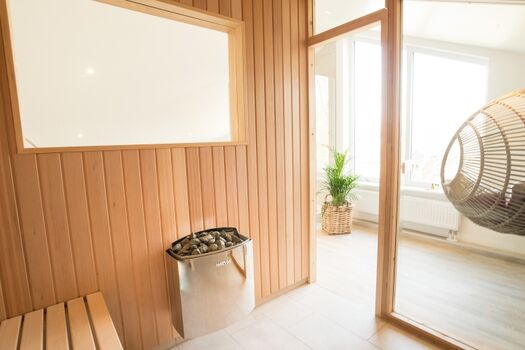 Sauna mit Glaswand